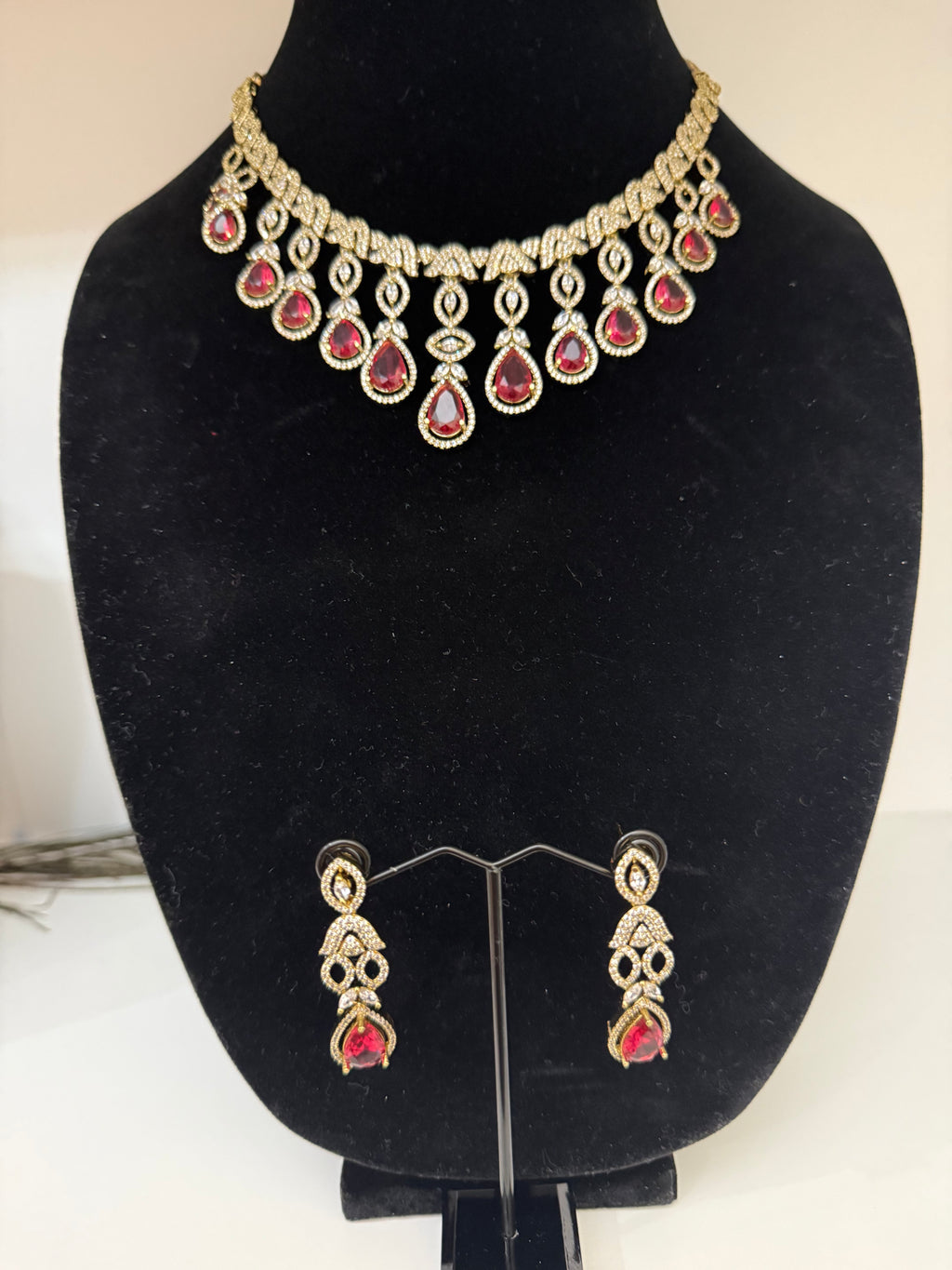 (AD) necklace set
